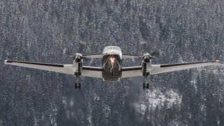 Beechcraft Super King Air 200 HeadOn Takeoff [upl. by Arnoldo104]