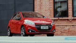 REVIEW PEUGEOT 208 GT THP 16 16V TURBO 2017  06 [upl. by Kassi]