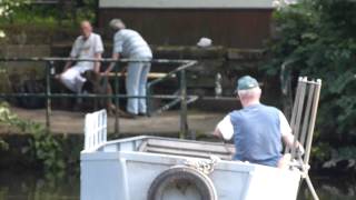 WEILBURGER ROLLSCHIFF  fährt zurück  Weilburg Rolling Ship Lahn River Passage [upl. by Eillod822]