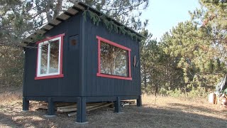 Simple off grid Cabin that anyone can build amp afford [upl. by Millman]