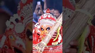 Vishnu Gulikan Theyyam  Erikulam Sri Padinjar Chamundi Temple  Koladhari  Akshay Odayamchal [upl. by Asikal]