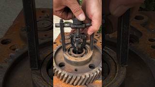 inner bearing threejaw puller youtubeshorts bearingpuller viralvideo [upl. by Acnoib36]