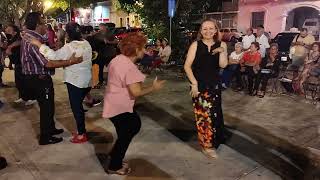 CACHITA  4K  Baile en el parque de Santiago en Mérida Yucatán [upl. by Aivad]