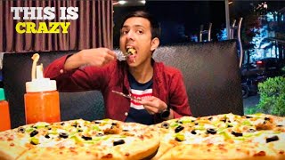 The Largest Pizza In Pakistan Is 21 Inches Wide🍕  Pizza M21  pizza [upl. by Nnave]