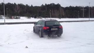 Audi A4 B7 30 TDI Quattro having fun on snow drift [upl. by Berg]