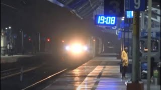 24 Coach Superfast Karnataka Sampark Kranti Express Via Kacheguda Showing Its Force At Amla Jn [upl. by Guglielma759]