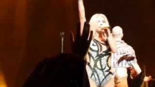 Kesha  Timber Solo Version Live First Time Ever  São Paulo Brazil [upl. by Prinz]