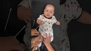 Cutebaby 🧚 Baby vaccine action at hospital 🏥 to funny I baby cute love family shots funny [upl. by Etteragram]