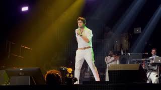 Sandese Aate Hai 4K  SONU NIGAM CONCERT  RAFI KISHORE AUR MAIN  Wembley LONDON sonunigam [upl. by Jarad]