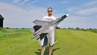 FREEWING SUKHOI SU35 RC VECTORED THRUST TWIN 70MM EDF JET  IAN amp DEANO  2017 [upl. by Ulita]