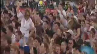 YouTube  Fatboy Slim Gig At Brighton Beach 250000 People [upl. by Rimat146]