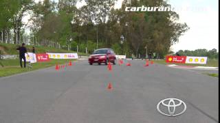 Autotest  Prueba del Alce Toyota Etios  Carburandocom [upl. by Lemmy]