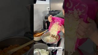 Soğan Oturtması tarifiyemek tariflerilezzetli yemeklerkeşfetshortvideoviralvideofunnycooking [upl. by Dillon]