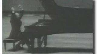 Horowitz Tchaikovsky Piano Concerto No 1 i 1943 [upl. by Oicaroh]