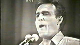 Giacomo Rondinella  Live Festival di Napoli 1968  Guappetella [upl. by Cesaria146]