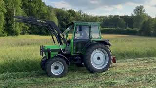 Deutz 5207C Gras mähen mit Deutz KM22 [upl. by Yroggerg]