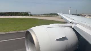 Take off Singapore Airlines B777300ER SQ25 Frankfurt to Singapore [upl. by Paza]