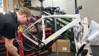 Specialized Vado 40 unboxing and build [upl. by Enriqueta]