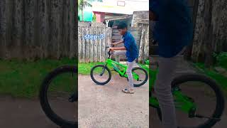 how to stoppie cycle tutorial in 17 Seconds subscribe for more ✅💯 viral cyclestunt [upl. by Aneahs]