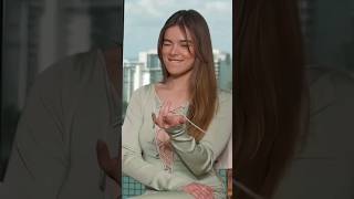 Hailee Steinfeld Beautiful Moment In The Interview  SpiderMan Across the SpiderVerse [upl. by Akinit]