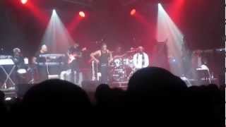 Jodeci on drugs Beeing bood on stage begging to perform  Wembley areana 23032013 [upl. by Estrella]