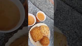 Irani Chai and Osmania Biscuit the best combo to have in hyderabad osmaniabiscuits iranichai [upl. by Kciwdahc521]