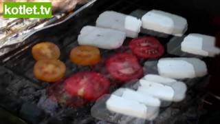 Halloumi z pomidorami na grilla poleca KOTLETTV HD [upl. by Atteynod152]