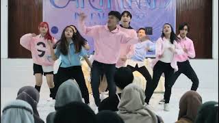 caratland in palu 2022 seventeen  pretty u by iuofficial [upl. by Assilam]