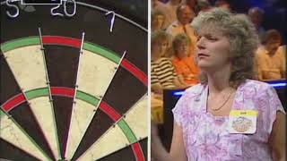 Bullseye  Non Dart Thrower Wins with Two Lucky Throws Bullys Star Prize Gamble [upl. by Regor971]