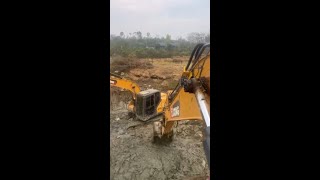 Excavator cleaning process [upl. by Lleddaw]