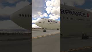 Air France Boeing 747 pilot turns around and heads towards runway for take off [upl. by Coopersmith]