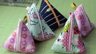 DIY Triangle Zipper Pouch Tutorial [upl. by Champ]