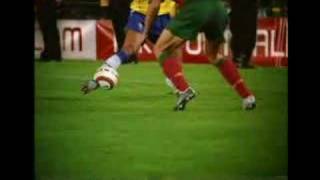 Ronaldinho amazing slowmotion dribble [upl. by Maccarthy]