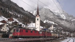 Züge am Gotthard Februar 2012 im Schnee Treni trains Eisenbahn [upl. by Haldis]