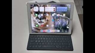 Ipad Pro 128 gb with keyboard [upl. by Bernardina530]