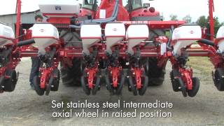 KUHN MAXIMA 2  Precision seed drill [upl. by Gnoh735]