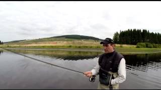 Spey casting lessons near Glasgow with AAPGAI instructor Andrew Toft using a Single handed rod [upl. by Nikolas]