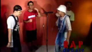 RAP BATTLE Krazykyle vs Loonie topic SINONG MAS GWAPO [upl. by Norahc]