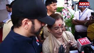 POONAM SINHA amp URVASHI DHOLAKIA CAST THEIR VOTES [upl. by Derwin]