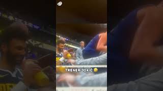 Trener Nikola Jokić objašnjava akciju saigračima tokom tajmauta 🤣 denvernuggets [upl. by Rosabel]