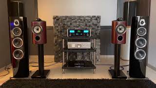 Sonus Faber Sonetto 5  McIntosh MA5300 [upl. by Nel938]