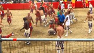 Calcio Storico Fiorentino Firenze 2011  3 [upl. by Weisberg992]