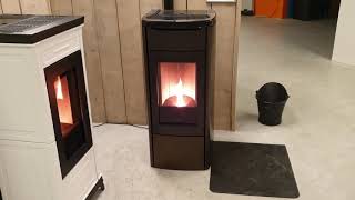 Nobis Zenith pelletkachel in werking Nog is Zenith pelletstove working [upl. by Ing]