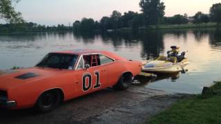 quotNO JOKEquot hydroplane gets pulled by pro street General Lee [upl. by Freda411]