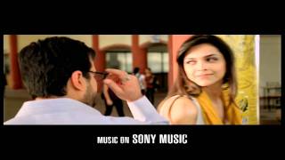 Aarakshan  Accha Lagta Hai with Deepika Padukone amp Saif Ali Khan [upl. by Clary727]