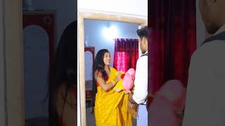 Aysa kon karta hai 😂 love girlfriends romantic girlfriendstaus explore couple funny viral [upl. by Quintina]