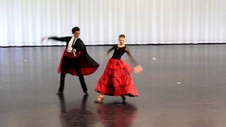 Spanischer Tanz Duett Staatliche Ballettschule Berlin [upl. by Hairahs197]