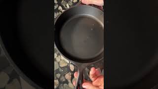 Comparing a vintage Lodge castiron skillet to a modern day Lodge skillet ￼ [upl. by Egief]