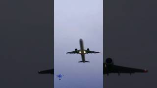 VIVAAEROBUS aviaciónmexicana aeronhm aviation viralvideo shorts shortsvideo planespotting [upl. by Ardnekal]