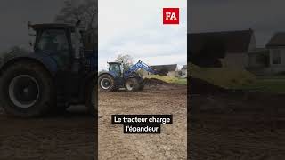 « J’attelle et dételle mon épandeur sans descendre de mon tracteur » farming agriculture tractor [upl. by Itsirk]